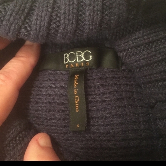 BCBG Paris Flutter Sleeve Sweater - Picture 4 of 6